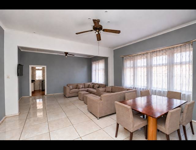 4 BEDROOM HOUSE FOR SALE IN GLENWOOD